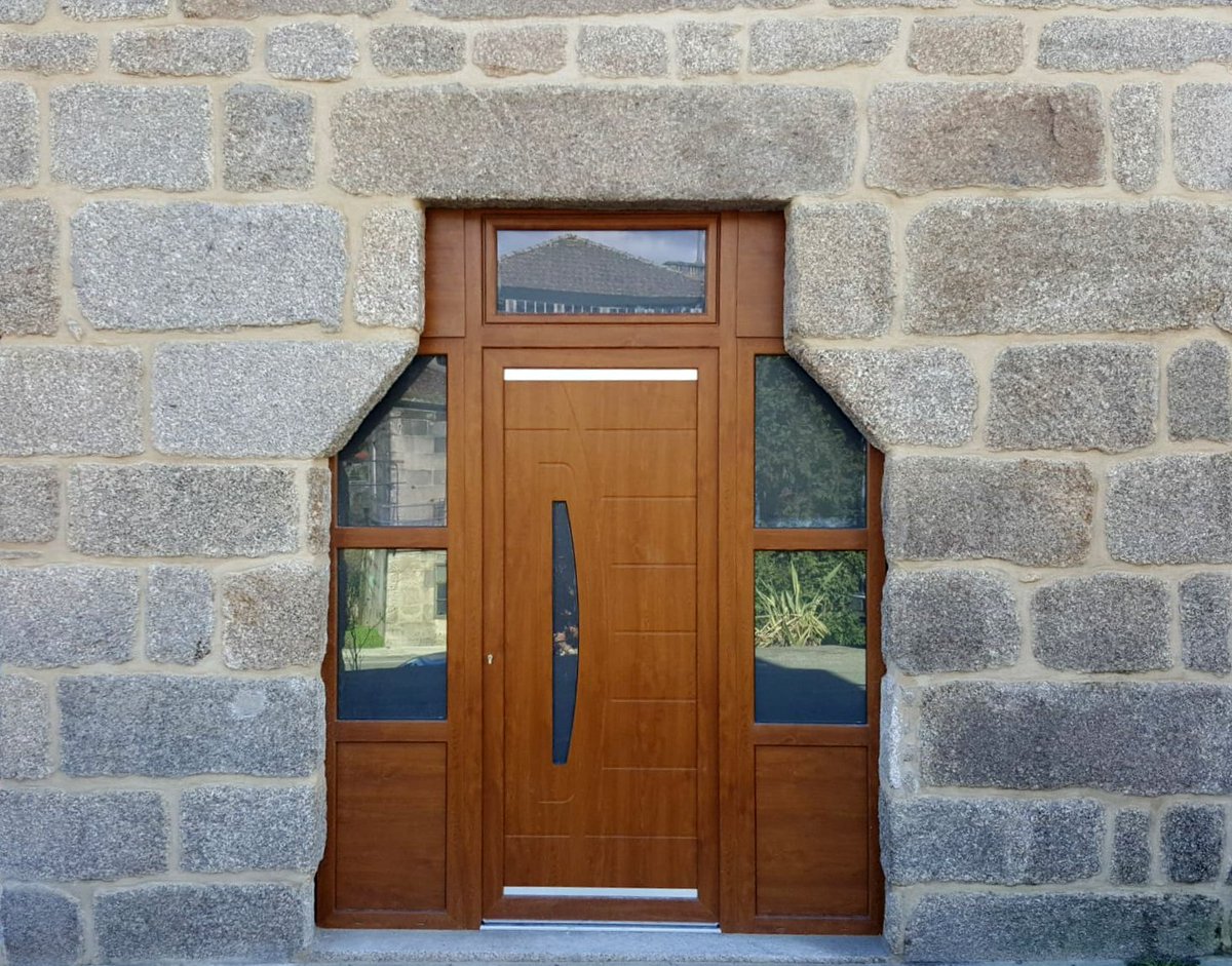 indupanel's tweet photo. + Lido 7 en aluminio foliado roble dorado. Instalada en la provincia de Pontevedra.
#indupanel #paneles #puertas #lido #aluminio #pvc #puerta #aluminium #doors #chalet #decoration #decoracion #hogar #diseño #moderno #modern #design #foliado #madera #ranurado #ranura https://t.co/grIHe4zPH0