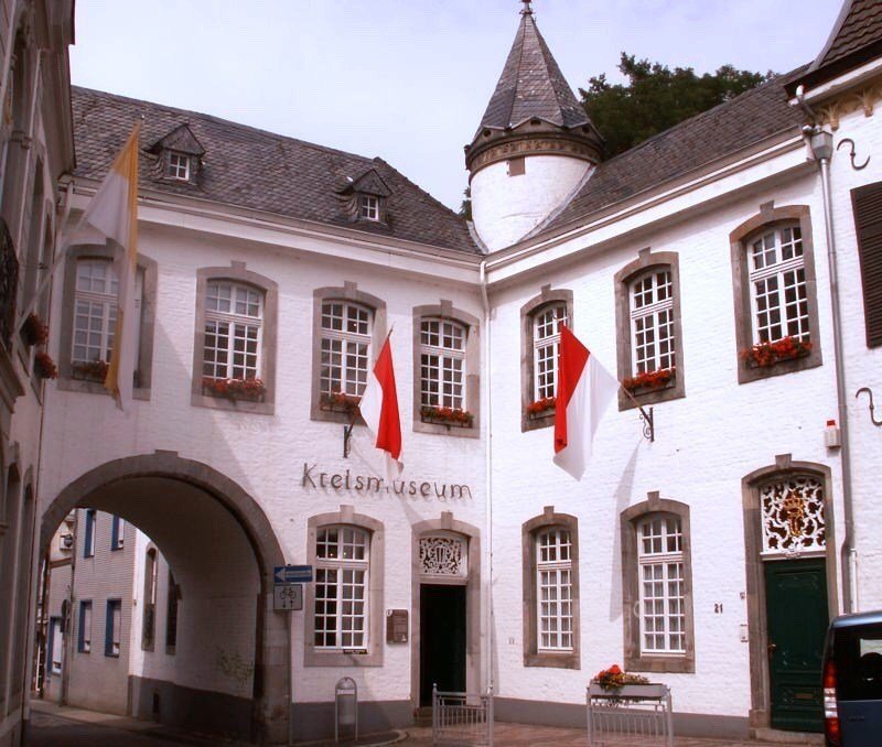 Regular paulanerkl.com/regular-205/