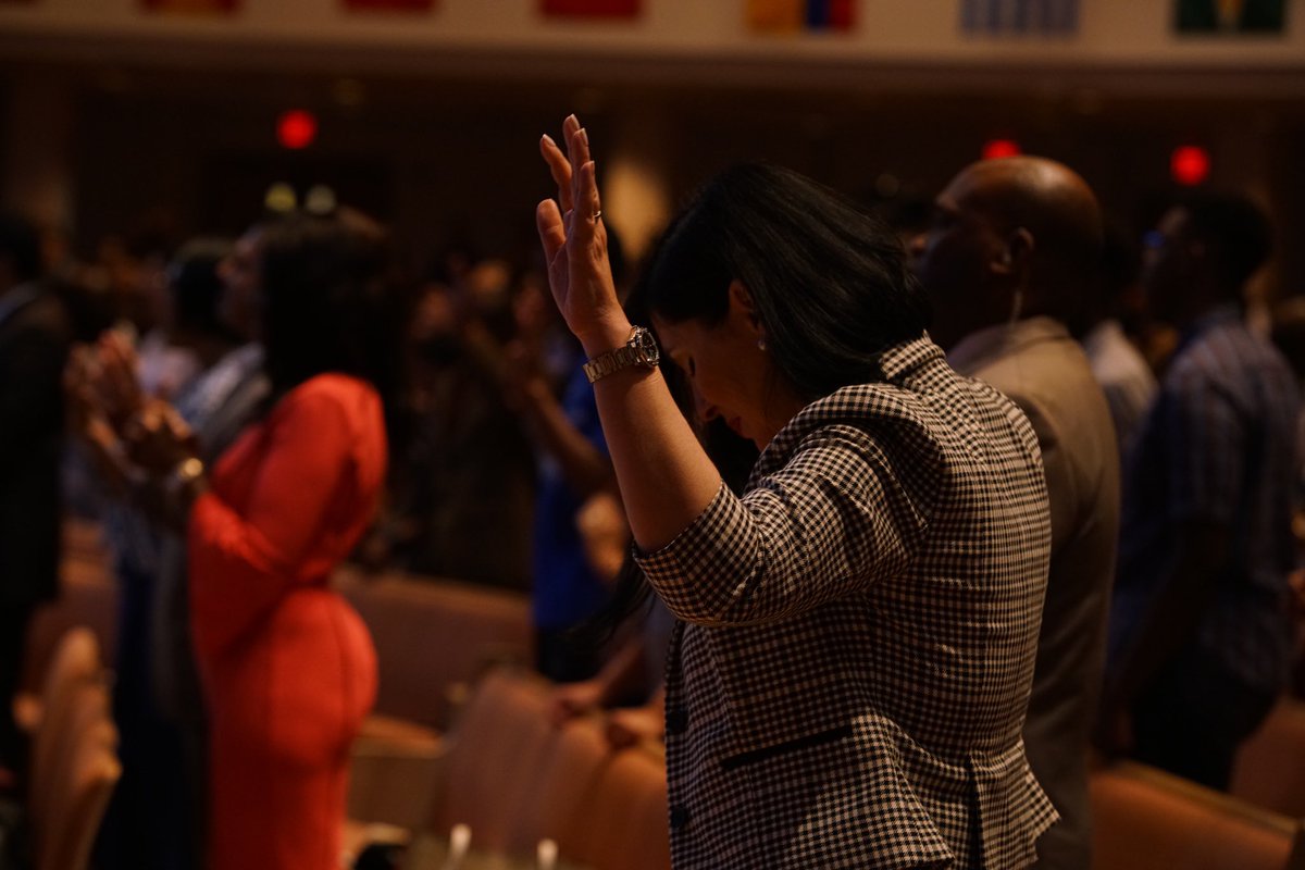EpicChurchIntl's tweet photo. “You may get a 100 closed doors. But all you need is one door to open. All you need is for God to unlock one door. And it will open up every other door in your life!” Pastor John J. Wagner
#TheKeyToOpenDoors #PrayerAndPraise #ChampionshipLiving #GetReadyForBreakthrough https://t.co/buRD0WsYNs