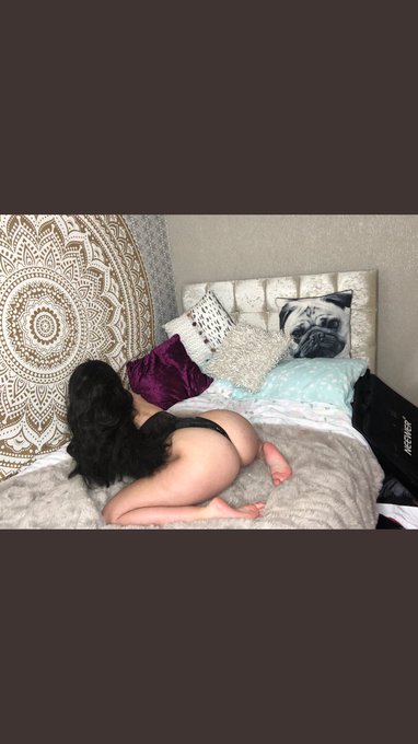 Alissa Findom OnlyFans Promo #3's pics and videos - D7gy iqW4AErozL jpg:small image 32