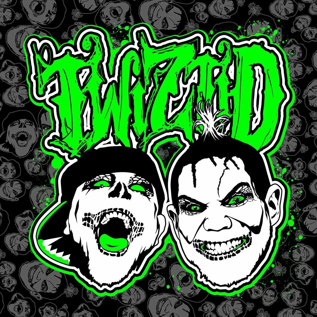 MAJIKPAUL's tweet photo. #TWIZTID #majikninjaentertainment #MajikNinjaAustralia #majikninja #mne2019 #mnestore #twiztidshop #warpedgetstwiztid #fyegetsTwiztid #HauntedHighOns #astronomicon #MUCHMUCHFAMILYLUV #generationnightmare #generationnightmaretour @tweetmesohard https://t.co/oS0XP00vdv