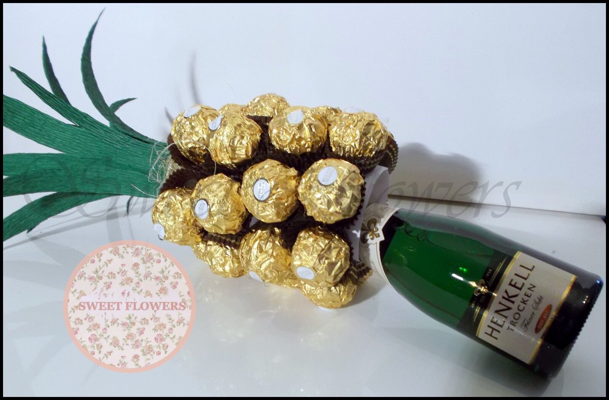_sweet_flowers's tweet photo. @EckigeFeli Wie wäre es mit einer #Rocher #Ananas Mit #Sekt? https://t.co/zWqoRlYbHb