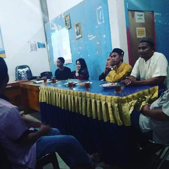 Resty35846118's tweet photo. Rapat bersama Pemdes dan Masyarakat desa Tanjung Putra https://t.co/Hc9kLIvXap