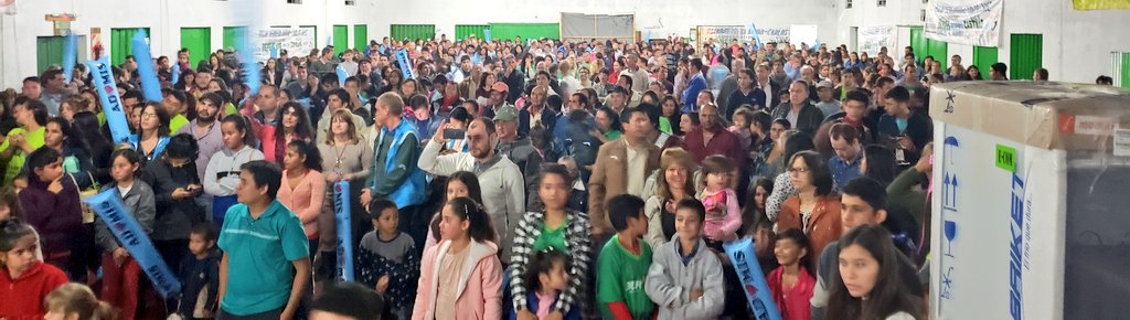 mariluleverberg's tweet photo. @liliana_lell @ADOMIS_Misiones @MaryPerrotta7 Multitud de familias campoviereñas se dieron cita para apoyar al sublema #UnidosParaCrecer
El tiempo no fue impedimento para ratificar la confianza en este equipo de #GermanBurger #2dejunio #MisionesVota @ADOMIS_Misiones https://t.co/HMtDHywlXw