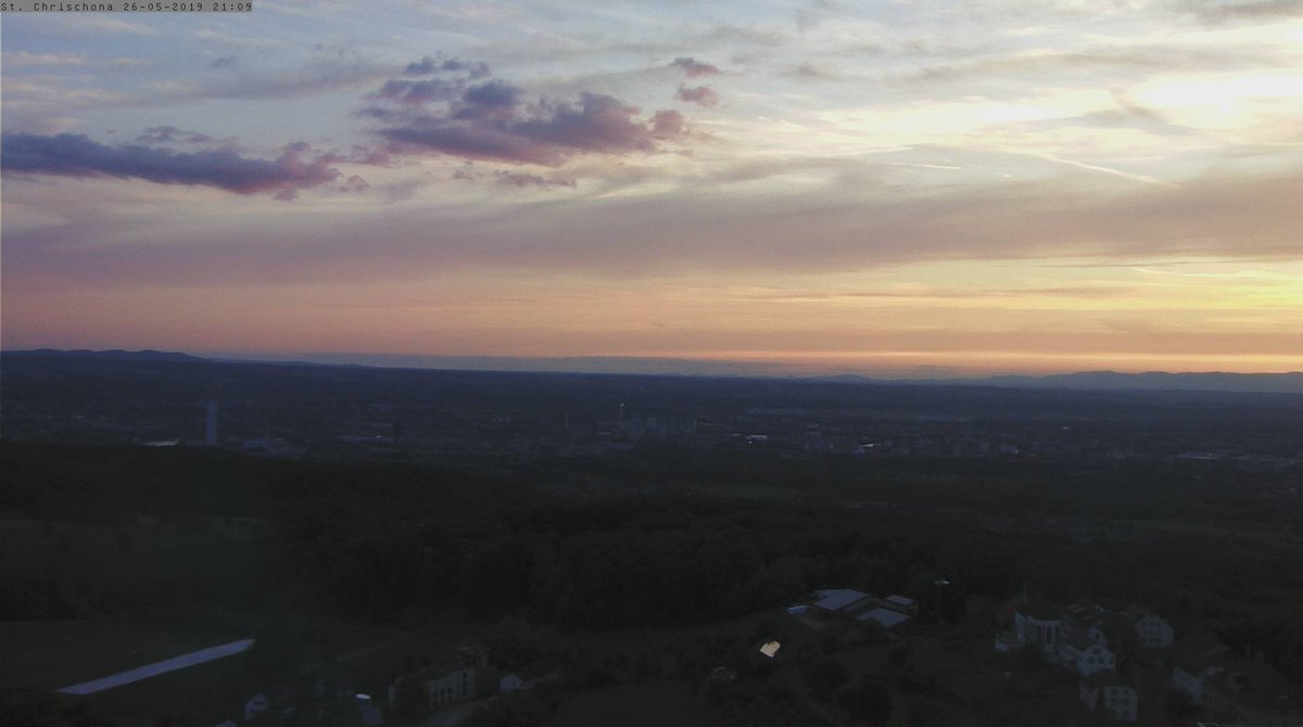 RheinTemp's tweet image. Dasch's wieder gsi...
#scheene Obe 🌇
Klarer Himmel bi 16,93°C
Im Rhy hets 13,9 °C