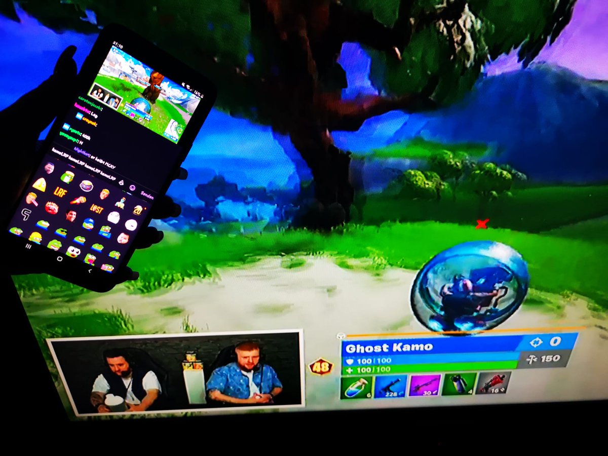 MsBella2's tweet photo. ❤❤❤
#FortniteWMDE #TeamKamo #KamoLRF #FortniteWorldCup #Fortnite #Twitch #BattleRoyale https://t.co/Di9NKEvv5Y