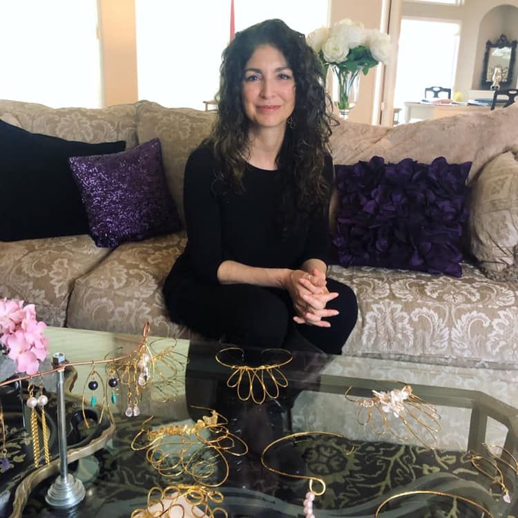 FGISanAntonio's tweet image. Congratulations to #fgimember Priscilla Martinez Gamer for her opprotunity to showcase her newest work @priscillalaureljewelry at @Macys Women’s Entrepreneur Challenge in conjunction with LaunchSA.