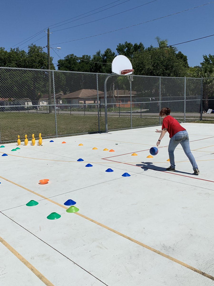 Field Day 2019!! Our girls had a blast!! <a href="/HCPSGirlsPrep/">HCPS Girls Prep</a> Thanks <a href="/LovePrimaryPE/">Kelly Brown Ed.S</a> for some of your ideas from <a href="/SHAPE_America/">SHAPE_America</a>!! Thank you BaileysBouncies for your continued business!!