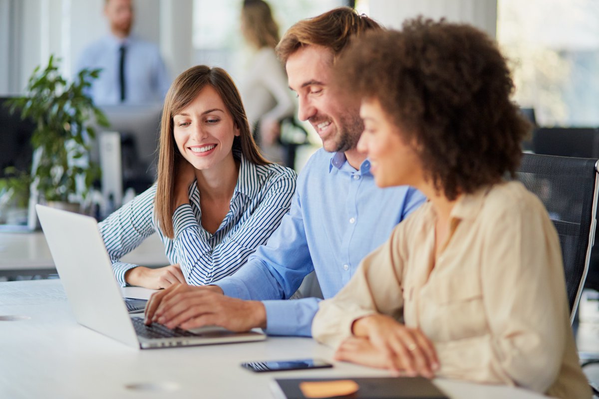 OXINEO_NL's tweet photo. Wilt u overstappen naar #Office365 en weet u niet waar u moet beginnen? Volg ons webinar. Lees meer of meld je aan op: https://t.co/2o9AQX0Fuy https://t.co/0tdaPgliD9