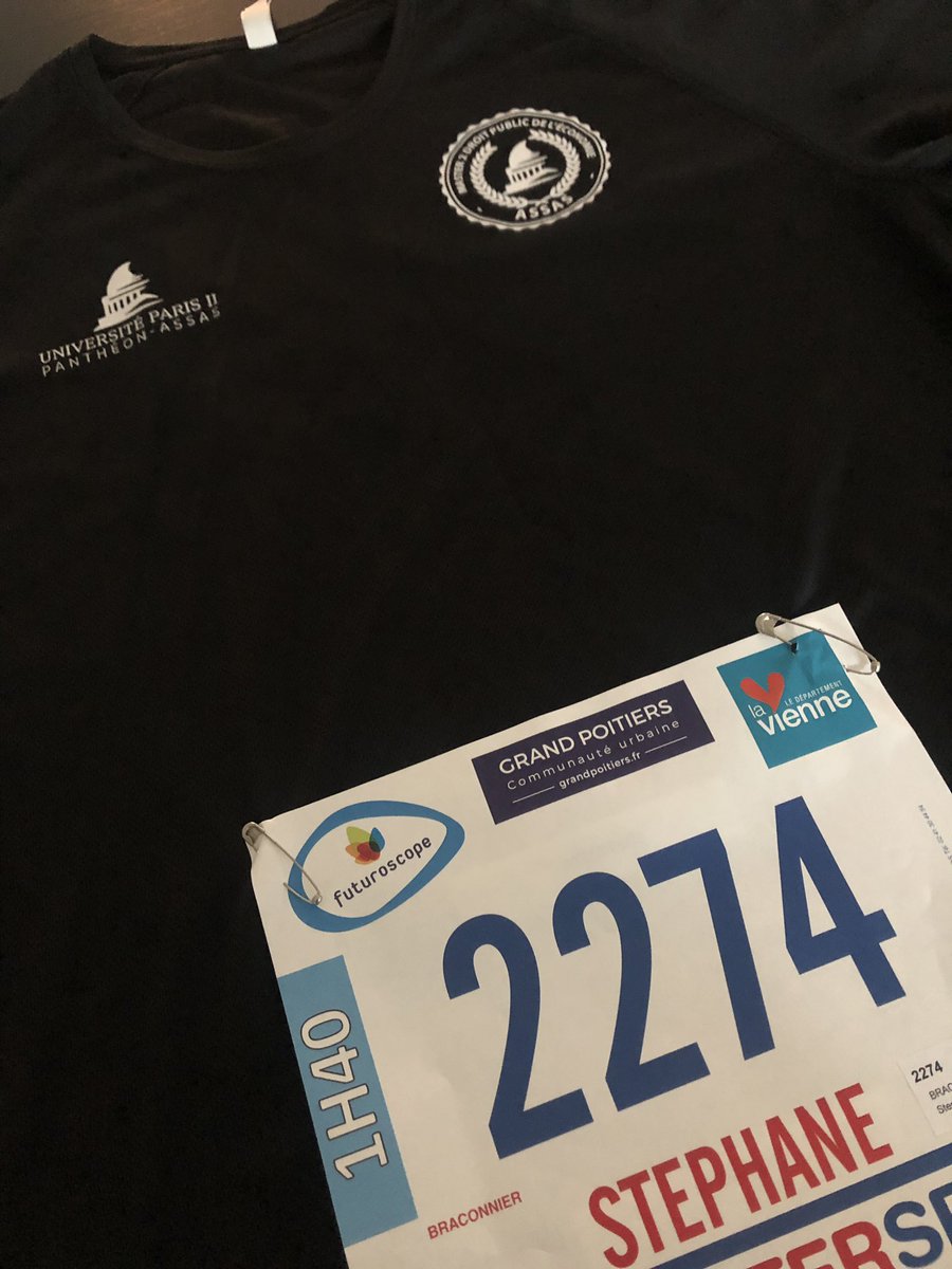 sbraconnier's tweet photo. #TeamDPE à nouveau présente sur le semi et marathon de @poitiersfr @futuroscope. Merci à Charles B. et Aymeric Z. de leur participation 💪👍@Assas_DPE RDV en 2020 ! https://t.co/nxGE7U0Sgc
