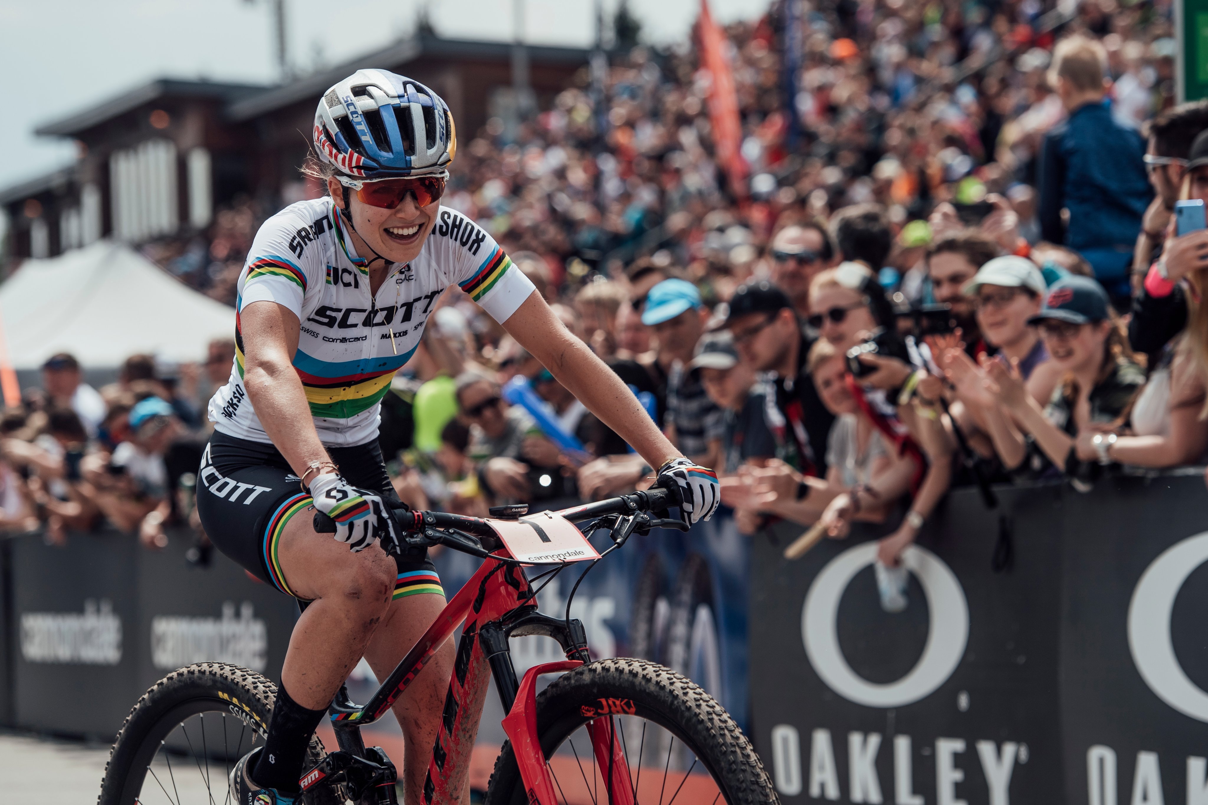 Red Bull on Twitter: "Charging Kate Courtney for a back-to-back #UCI #XCO World Cup WIN today. Congrats, Kate! #mtb #race #worldcup #mtblife #bike #redbull https://t.co/5k5G36zrZi" / Twitter