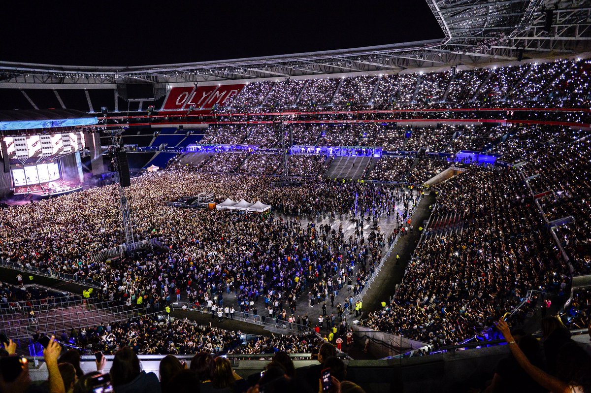 GroupamaStadium's tweet photo. Près de 160 000 spectateurs en 3 soirs pour #EdSheeran ! 
Incroyable ! https://t.co/ttFVkDR8es