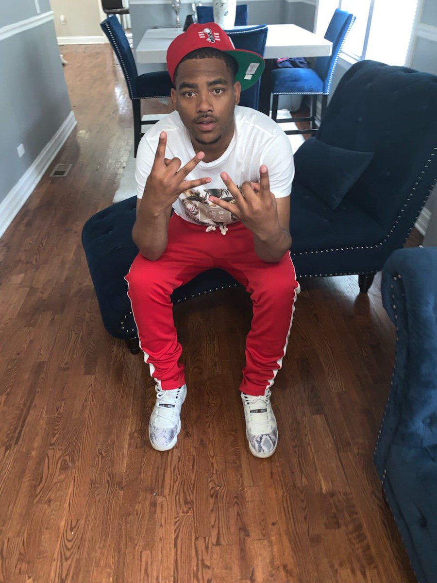 gdkluljames_'s tweet photo. -Str8 Out Da Jungle🦍☎️❤️ https://t.co/tz7KQ4GgXX