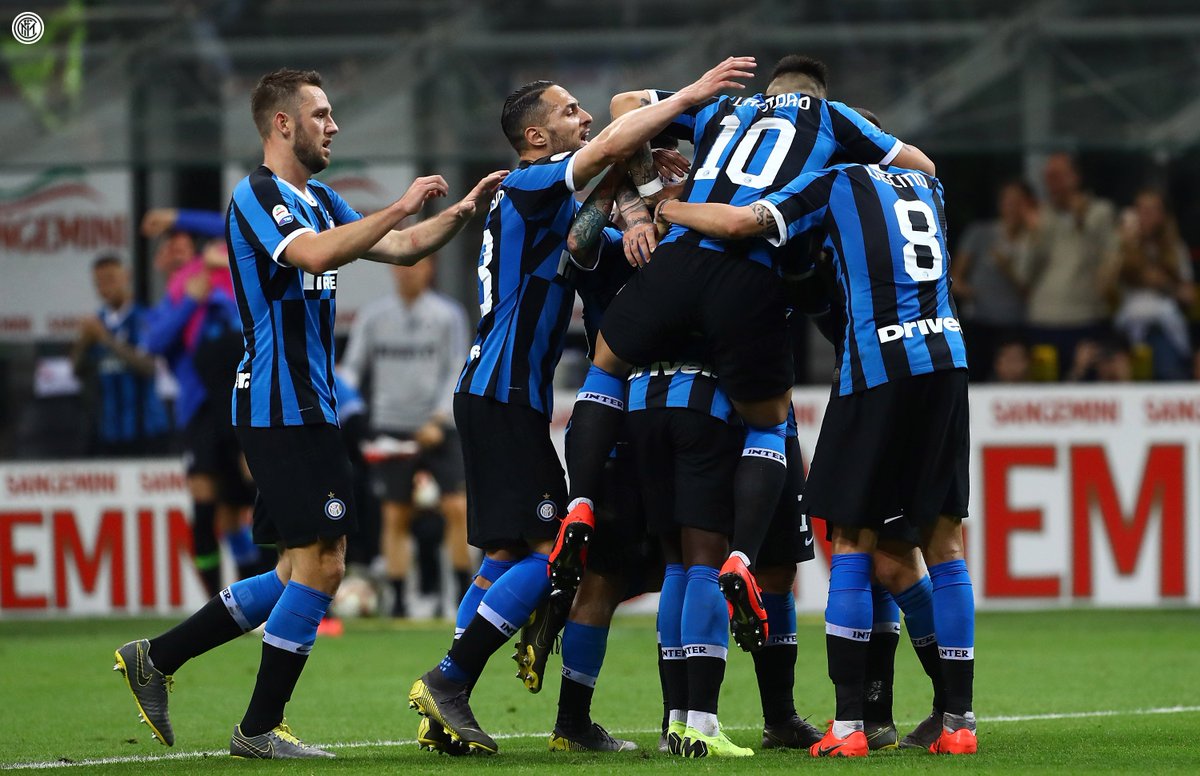 Inter's tweet photo. 💪 | STIAMO ARRIVANDO

@ChampionsLeague https://t.co/DkEe897hmF