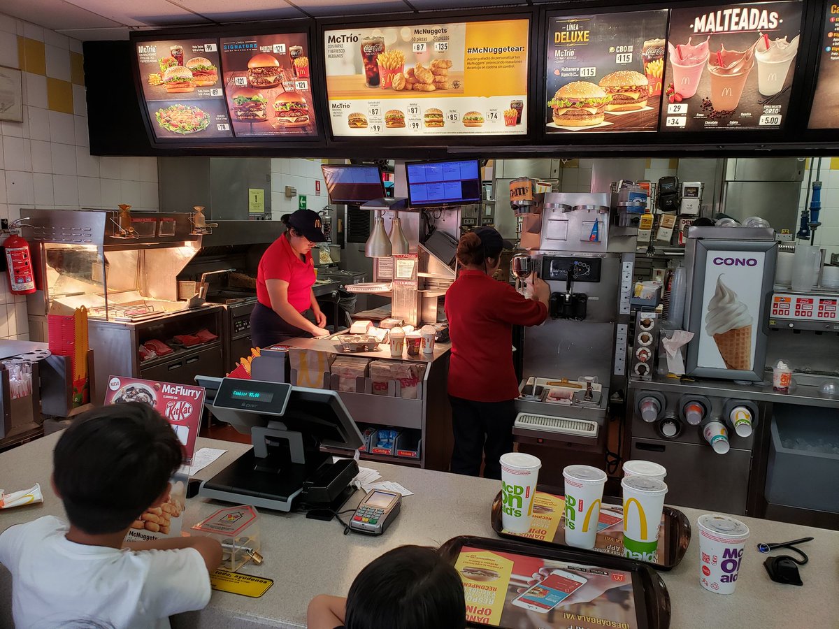el_javi25's tweet photo. @McDonaldsMexico https://t.co/Ac8u4GdFhT