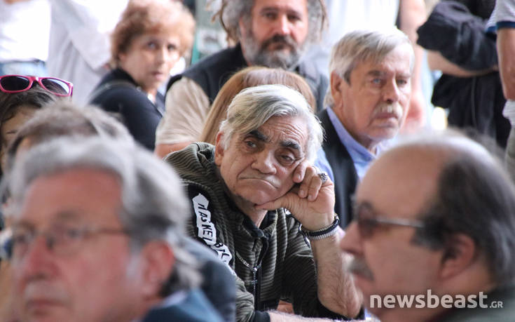 AITWLOS's tweet photo. Όταν συνειδητοποιείς ότι τελικά στις #ekloges2019 #ηρθε_και_ηταν_μεγαλη και ότι σύντομα θα πρέπει να βρεις δουλειά. https://t.co/n3oLInb30W