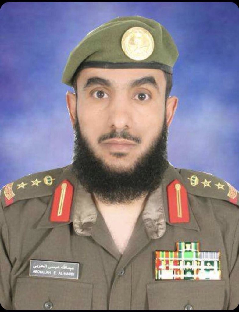 alhawamlah's tweet photo. تهانينا للعقيد ركن / عبدالله بن عيسى بن شديد المعيلي #الهويملي  بمناسبة ترقيته لرتبة عقيد .
#الهوامله_من_حرب https://t.co/Yznt4q6HvX