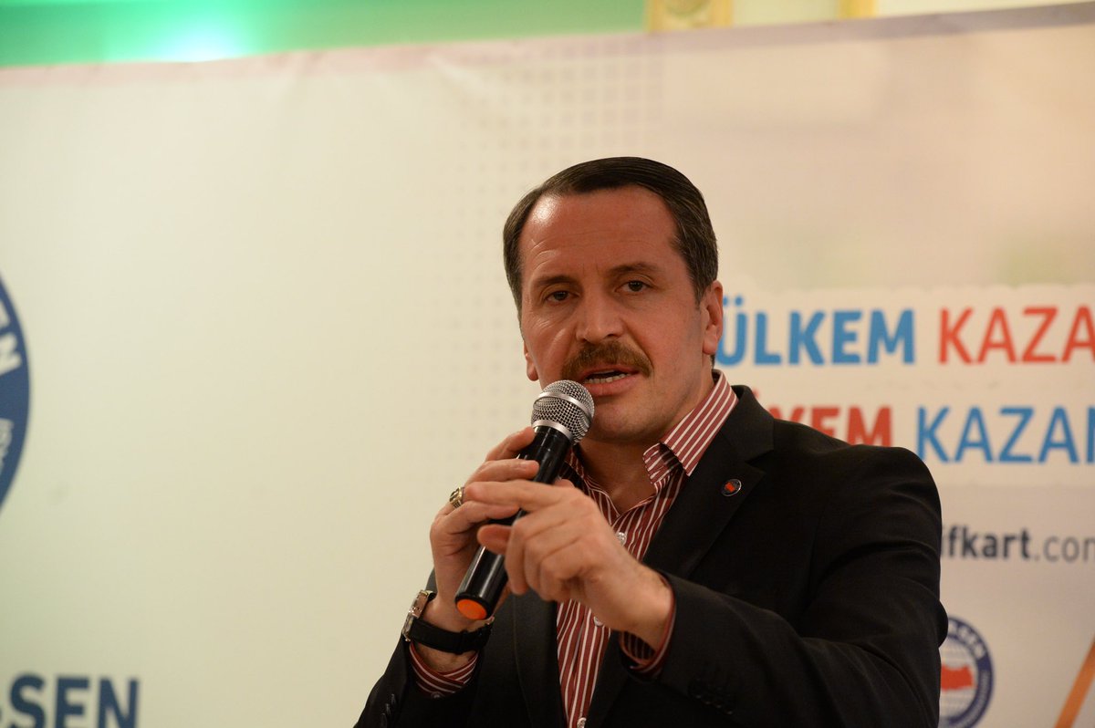_aliyalcin_'s tweet photo. Memur da ihmale gelmez.📌
•3600 Ek Gösterge vaadi memurda heyecan üretmeye devam ediyor.Bu konuda tarih netleşmeli.
•Sözleşmeli memur eş-iş arasında ikilemde kaldı. Mağduriyet bitmeli,kadro gelmeli.
•Yardımcı Hizmetliler GİH sınıfına geçmeli.
•Üniversiteli işçiler duyulmalı. https://t.co/9bRDRrUx4y