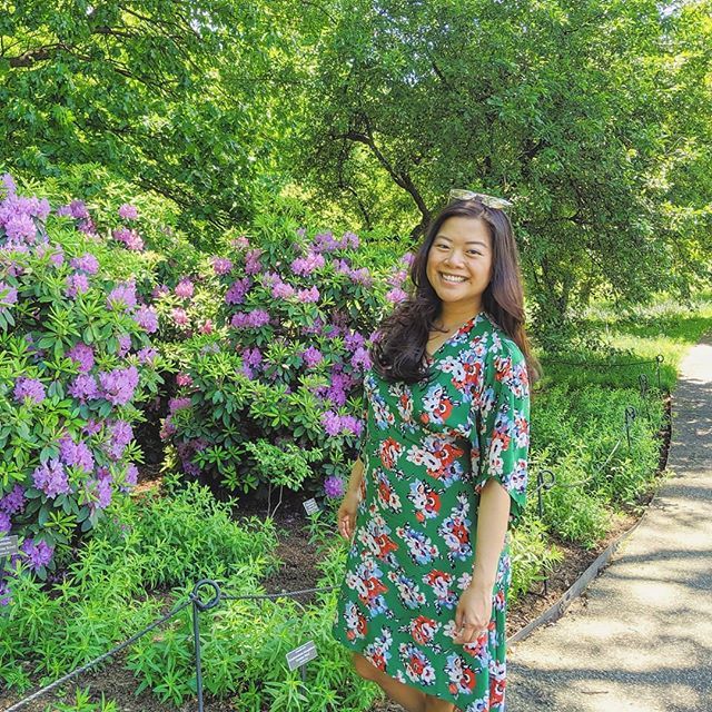 Have you been to the New York Botanical Garden? 🌸  It was 87°F out today 🌡️, so maybe a *little* hot for an afternoon outdoors - but we decided to check it out anyway! Despite living here for decades, I've never been. It was only 20 minutes from Grand Central and SO quiet an…