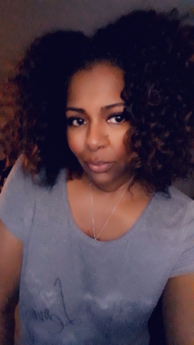 MichelleDunwdy's tweet photo. #twostrandtwistout
#naturalhair #49andfabulous
#oldwhere #productjunkie #afrohair #bighairdontcare #ilovebighair https://t.co/BGZ6Sw4GXh