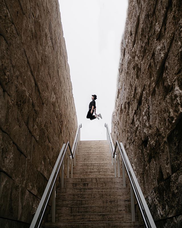 chvrlesjr's tweet image. Levitaters only 🕴
.
.
.
#thecreatorclass #lagrammers #sdmfeatures @streetdreamsmag @thecreatorclass #hsinthefield @highsnobiety #minimalpeople @minimal_people #ComplexCon #thegetty #thegettymuseum @thegettygallery @gettymuseum #bealpha #ignant #igers… bit.ly/30HX5R3