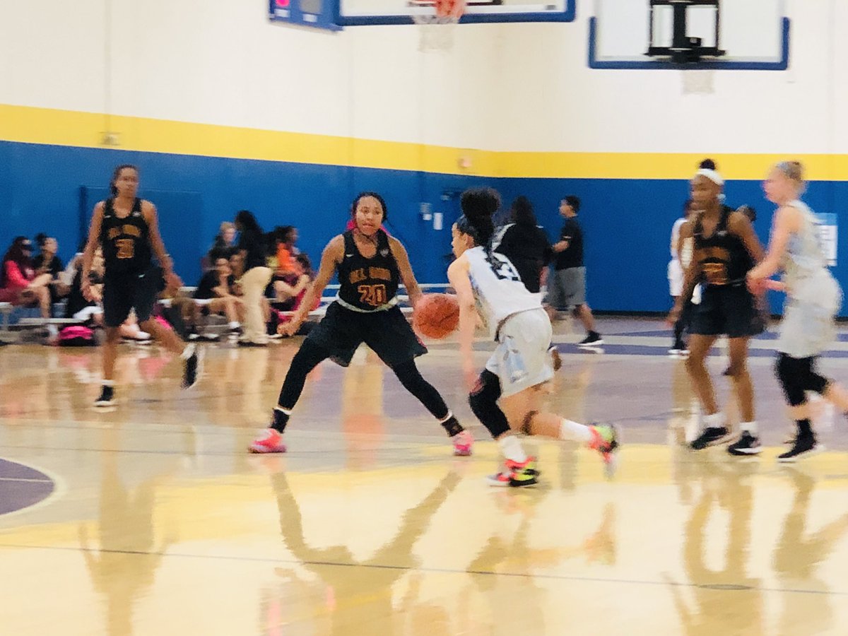 ohio50's tweet photo. #THEMIDWESTSHOWDOWN All Ohio Jaybee vs WPA Bruins https://t.co/0fHn3XQn8g