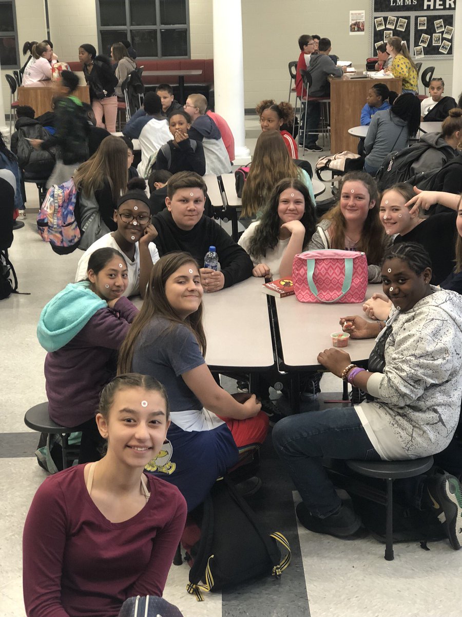 mrsboggess's tweet photo. Last one of the day, but it’s true treasure- I teach for the days I look out during lunch to see this bunch of...what? #TheyreHanvingABlast #ImLaughingSoHard #CircleStickerClub #OnlyMiddleSchool #WhyITeachLMMS #AffectTheCulture @LMMSRocks @affectheculture @AikenPublicSch https://t.co/IH9TF6rHIX