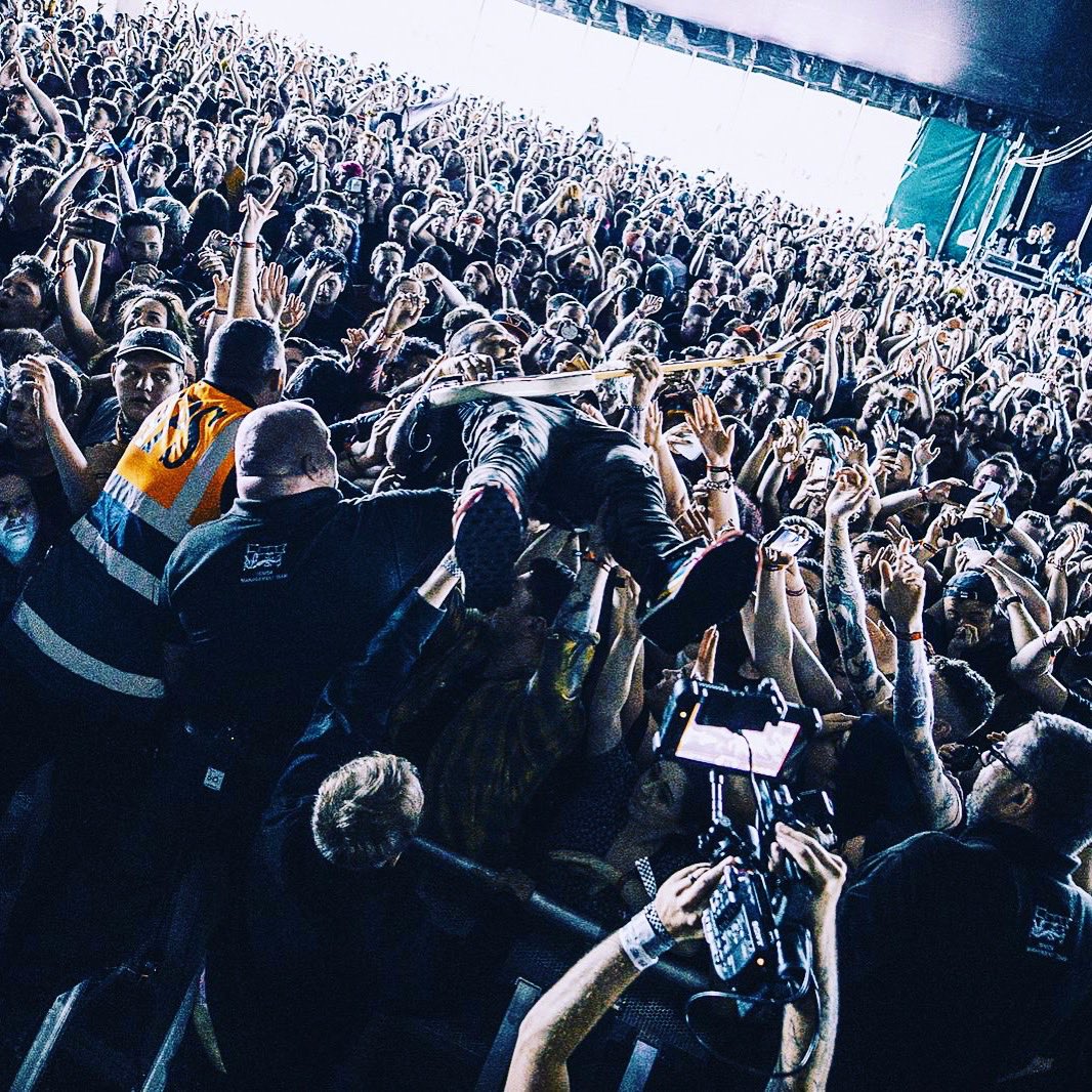 mattjwillis's tweet photo. Most incredible weekend playing @SlamDunkMusic festival!!! Thanks to everyone who came along and made it such a great vibe! I wanna play loads more of these kind of shows! Incredible atmosphere. Love my band and the people who come and watch us and make it all happen! https://t.co/aF5nQdYfid