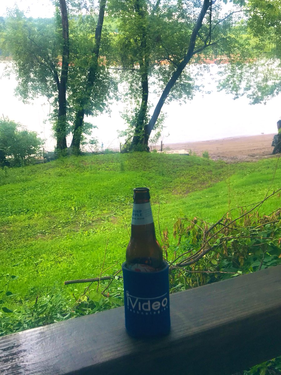 TracyLZiegler's tweet photo. #rivercampmemorialweekend https://t.co/CHCu6UZIsl