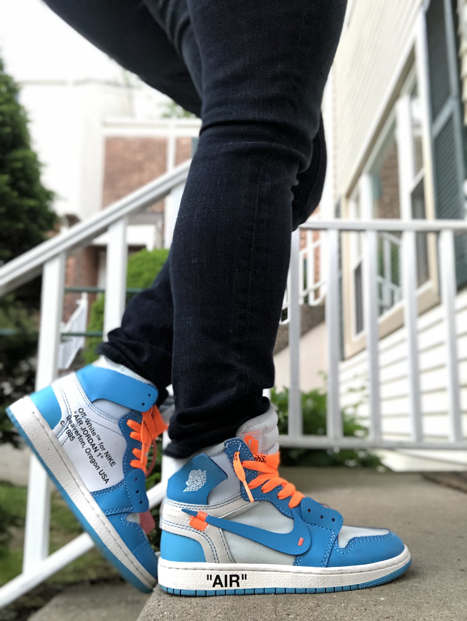 ISAURA MIRABAL on X: "KICKS OF THE DAY... #IGK Air Jordan 1 Retro Off-White  UNC #KOTD #AirJordan #OffWhiteUNC #OffWhiteJordan1 #Jordan1 #KicksOnFire  #GirlsInJs #Sneakers #RetroKicks #ShoePorn #SneakerPorn #ShoeAddict  #FreshKicks #SneakerHead #HypeBeast ...