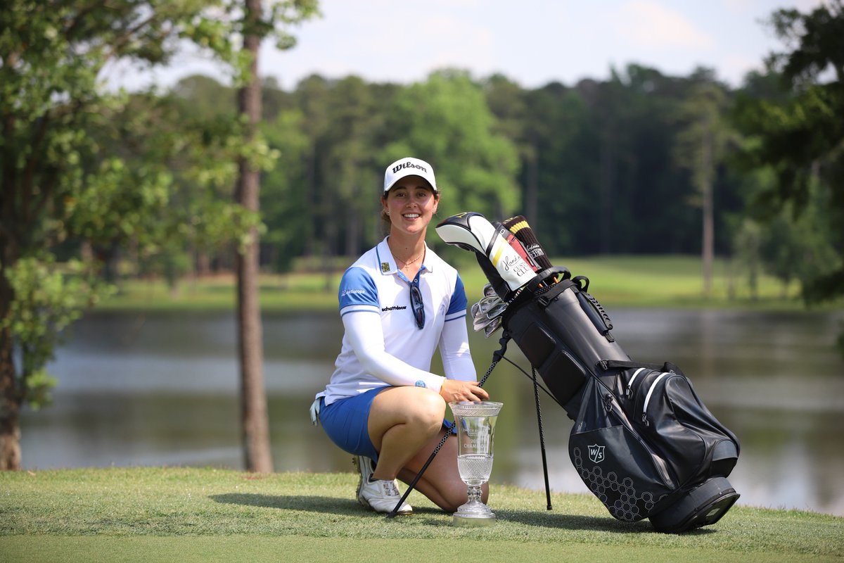 EpsonTour's tweet photo. What's In the Bag with @zimmerbiomet Championship winner @nuriaitu 🏌️♀️ #ZBChamp #Road2LPGA #DriveOn
Find out ➡️ https://t.co/Kq05COkrn7 https://t.co/vvIzc44SpT