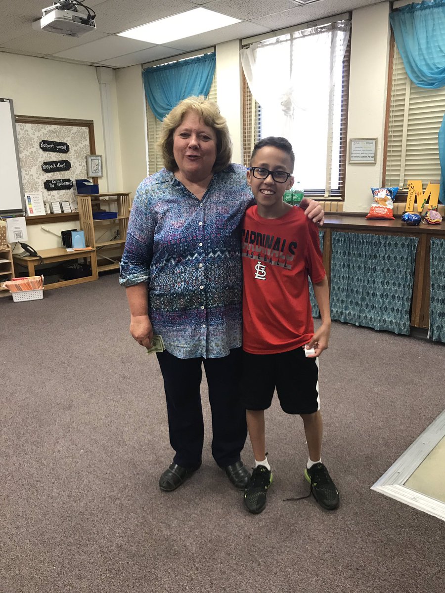 MrsJMoreno21's tweet photo. From #earlychildhood to #elementary2, my baby has had amazing teachers to help him grow and learn in his #elementary years!#readyforsummer #middleschool @DanaMar70779688 @shayneadcock1 @mrselimobe @AustinMntessori https://t.co/gN1NtkOdtf