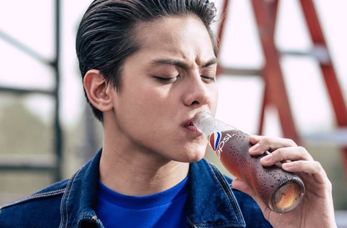 Official_DRTS's tweet photo. He is every girl’s dream guy. 😍💙 @imdanielpadilla https://t.co/7qk6idtnyb