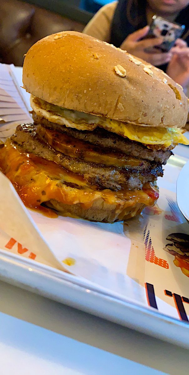 Line_Reader's tweet photo. Iftar date with the best friend is basically just another day where we overestimate our stomach and end up in a food coma. Shoutout to @BuiltBurgers + @CreamsEaling for the goods. https://t.co/et5FTi6c30