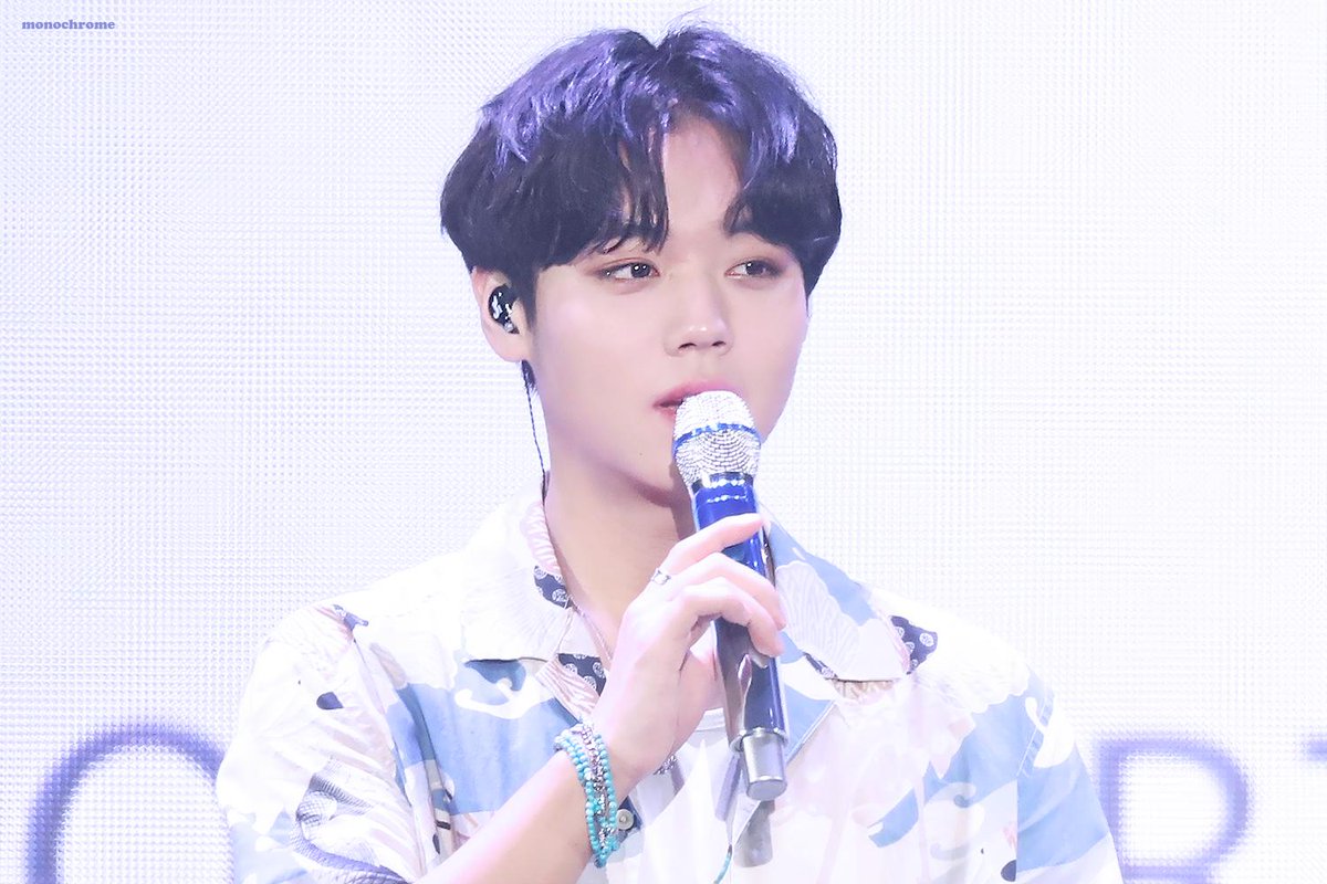 _monochr0me's tweet photo. 190526 #박지훈 https://t.co/DjhuIaDG2w