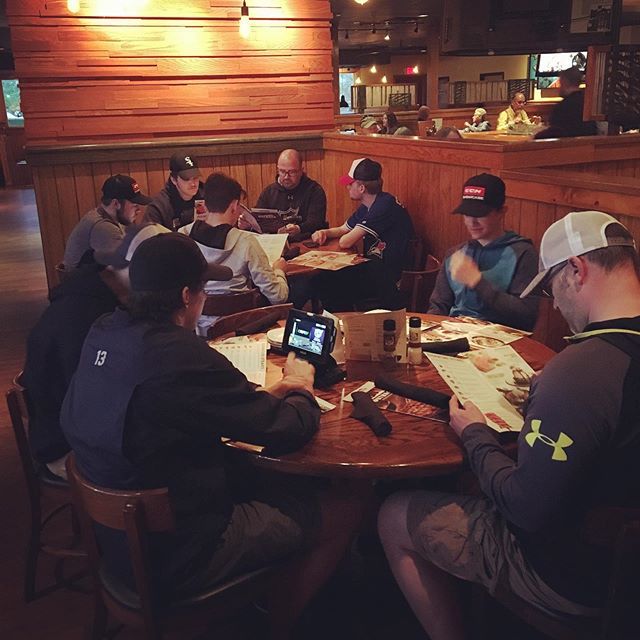 The boys are enjoying a steak dinner tonight at the Outback Steakhouse. #mchockeytours #outbacksteakhouse #manrockets
