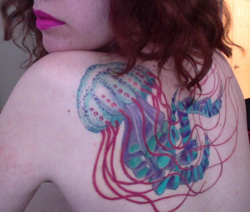 KellyKhamp's tweet photo. "My first #tattoo - jellyfish by Kristy Nadine L in #SanDiego, CA" #tattoos #ink #pics https://t.co/jVXSyapkYM