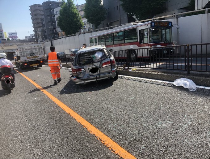 事故 環八 国道246号 瀬田交差点付近で多重事故 渋滞続く 現地の様子は まとめダネ