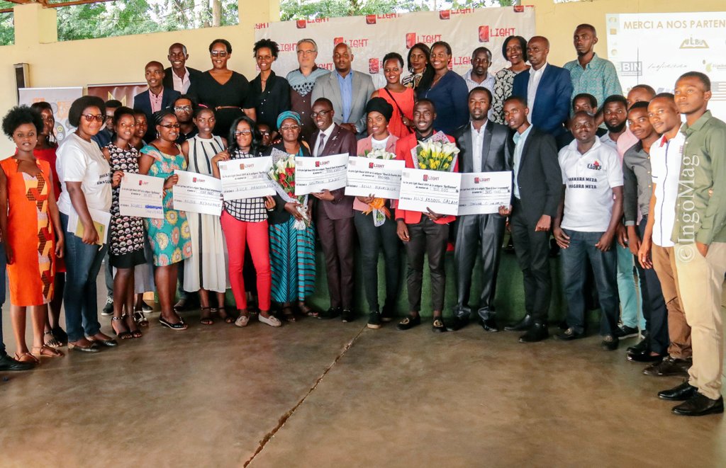 claudeNiyongab1's tweet photo. #Burundi : We started our week end with a great fair of start ups here, an initiative of @SpearsGroup through @Ulbuja , this final of @AwardLight was very and very impressive @ufanisi_burundi will be always there for such initiative in years to come.Kudos to all the team behind. https://t.co/fT9OssfsqK