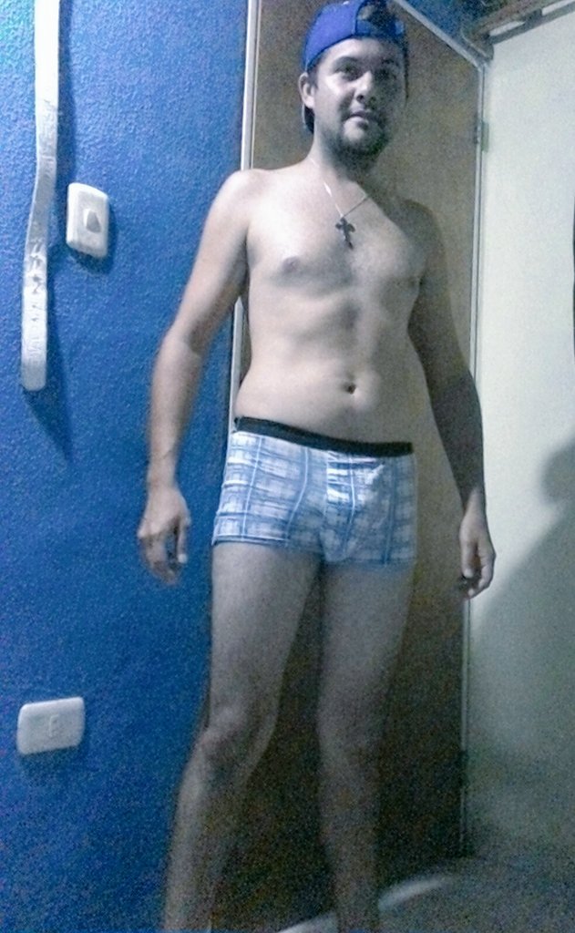 MoisesTurem's tweet photo. No tendre el super cuerpo pero si tengo una gran corazón por aquí ando pues de aquí de Acarigua araure edo portuguésa!!! Charlemos un rato por dm saludos https://t.co/4ONcffenks