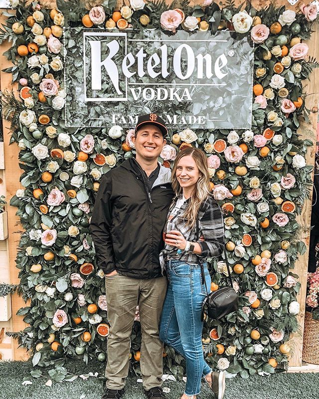 ashberleen's tweet photo. Havenโt had a drop of @ketelone ๐คท๐ผโโ๏ธ @shewdon26 // my whole outfit is from last year ๐ #sorryforbottlerockin .
.
.
.
.
#fashionbloggers #chictopia #fashiononabudget #whatimwearing #whatimwearingtoday #bayareablogger #discoverunder10k #bloggersgetsocialโฆ https://t.co/2IzcTYPBut https://t.co/udyRWVpcv2