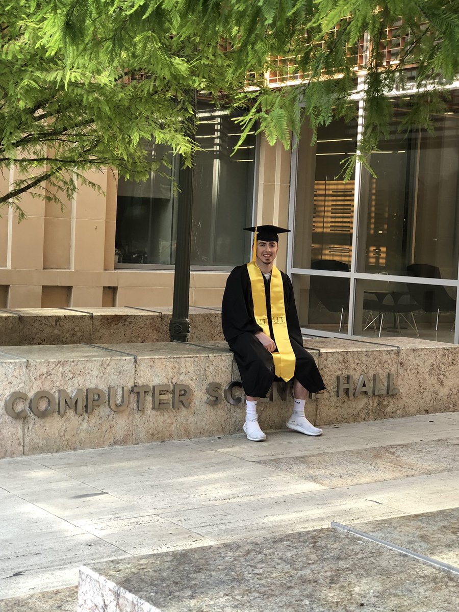 jacobtobias11's tweet image. From Freshman year to Graduation! Yesterday I graduated from THE University of Texas at Austin!🤘🏻

- B.S.A in Computer Science✅
- Minor in Arts and Entertainment Technologies✅
- Software Engineering Job✅

BY FAR the most challenging/rewarding experience of my life! #UTGrad19