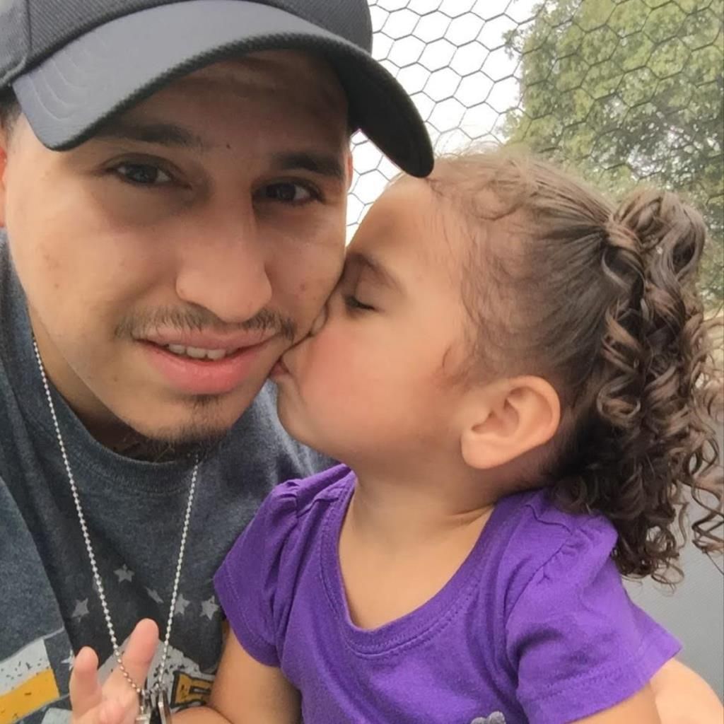 wearesaverlife's tweet image. From @Saverlifeorg &quot;My #SavingsResolution is to take my daughter to Disneyland. I finally got my baby girl back after 4 months. I got everything settled in court and now I have visitations and now she is very excited to finally be with me again.&quot; - Christopher A.