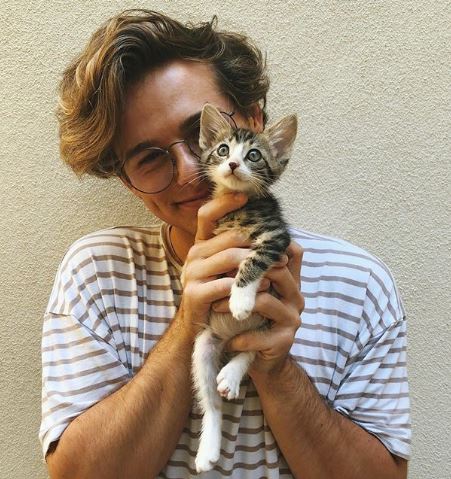 geeksnglasses's tweet image. His name is Lenard, he is my new son, welcome him to the family.