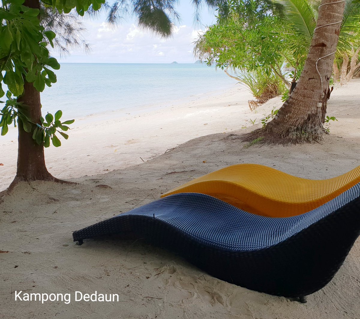 Kampong Dedaun Belitung +62 811 1515 907