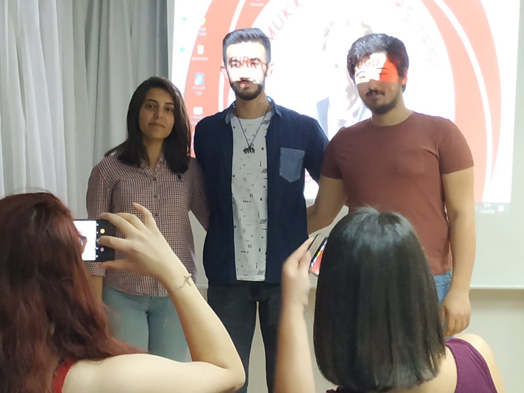 Sefa Yılmaz (@syilmaztr) on Twitter photo Paü'de Türklüğünüzü savunmak için, artık siyasi mekanizmalara bağlanmak zorunda değilsiniz.
Gelin, aynı avuçta buluşalım.
Türk'çe Bakış ailesi için hayırlı olsun.
<a href="/TurkBak/">Türk'çe Bakış Topluluğu</a>
#TürkBak Paü'de Türklüğünüzü savunmak için, artık siyasi mekanizmalara bağlanmak zorunda değilsiniz.
Gelin, aynı avuçta buluşalım.
Türk'çe Bakış ailesi için hayırlı olsun.
<a href="/TurkBak/">Türk'çe Bakış Topluluğu</a>
#TürkBak