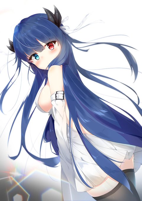 #アズールレーン #アズレン
「脇ばかり見ないでください...」

開発終わってないから勝手なイメージですまぬ 