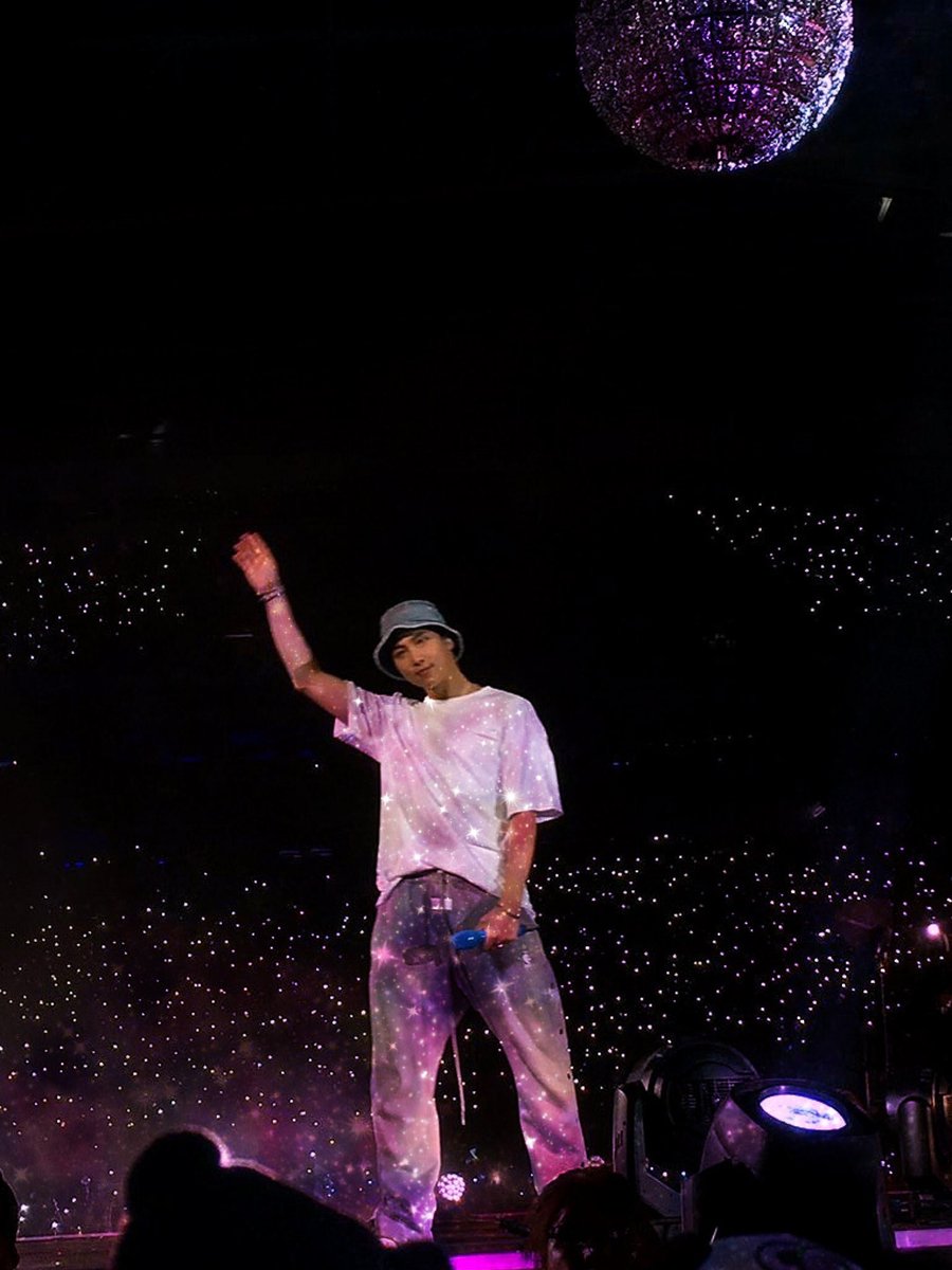 Mildret92042019's tweet photo. Jimin definitivamente necesitas venir a todo Latinoamérica, para que veas cuánto los amamos♥️😭😭
Los quiero en México 🇲🇽💜🇲🇽💜🇲🇽
#BTSinMexico #OCESAxBTS
#BTSatAllianzParque_D2 https://t.co/n6rcQyqSnT