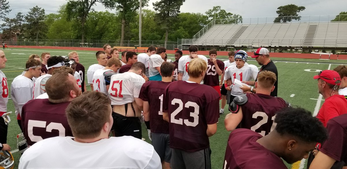 Coach_Kern's tweet photo. "You will be mentioned among the fraternity of the greatest football players in the history of the state of Nebraska to play in the @NEShrineBowl." -@CoachGSnodgrass 
#NSB61 https://t.co/AcR1kkMzKU
