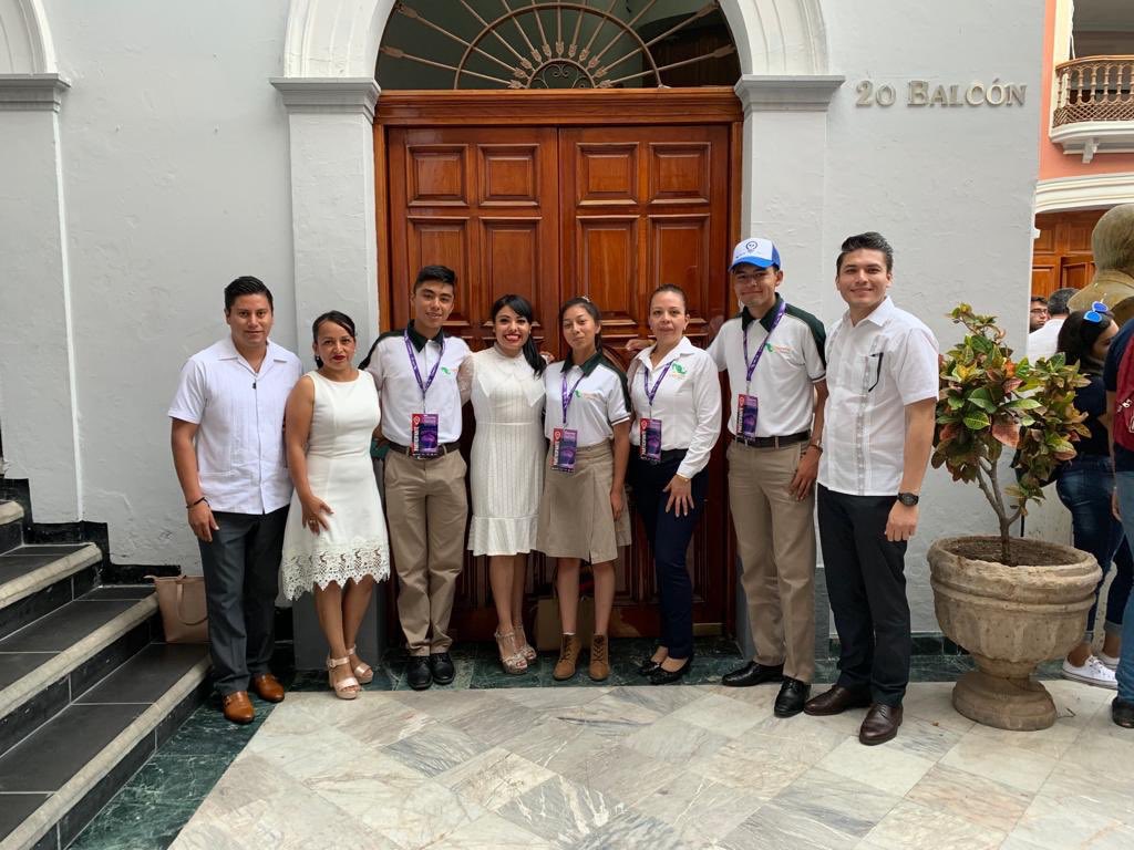 cecytev's tweet photo. Delegación CECyTE Veracruz en la Inauguración del Concurso Nacional de Creatividad e Innovación Tecnológica CECYTE 2019. https://t.co/homBXHFNFB